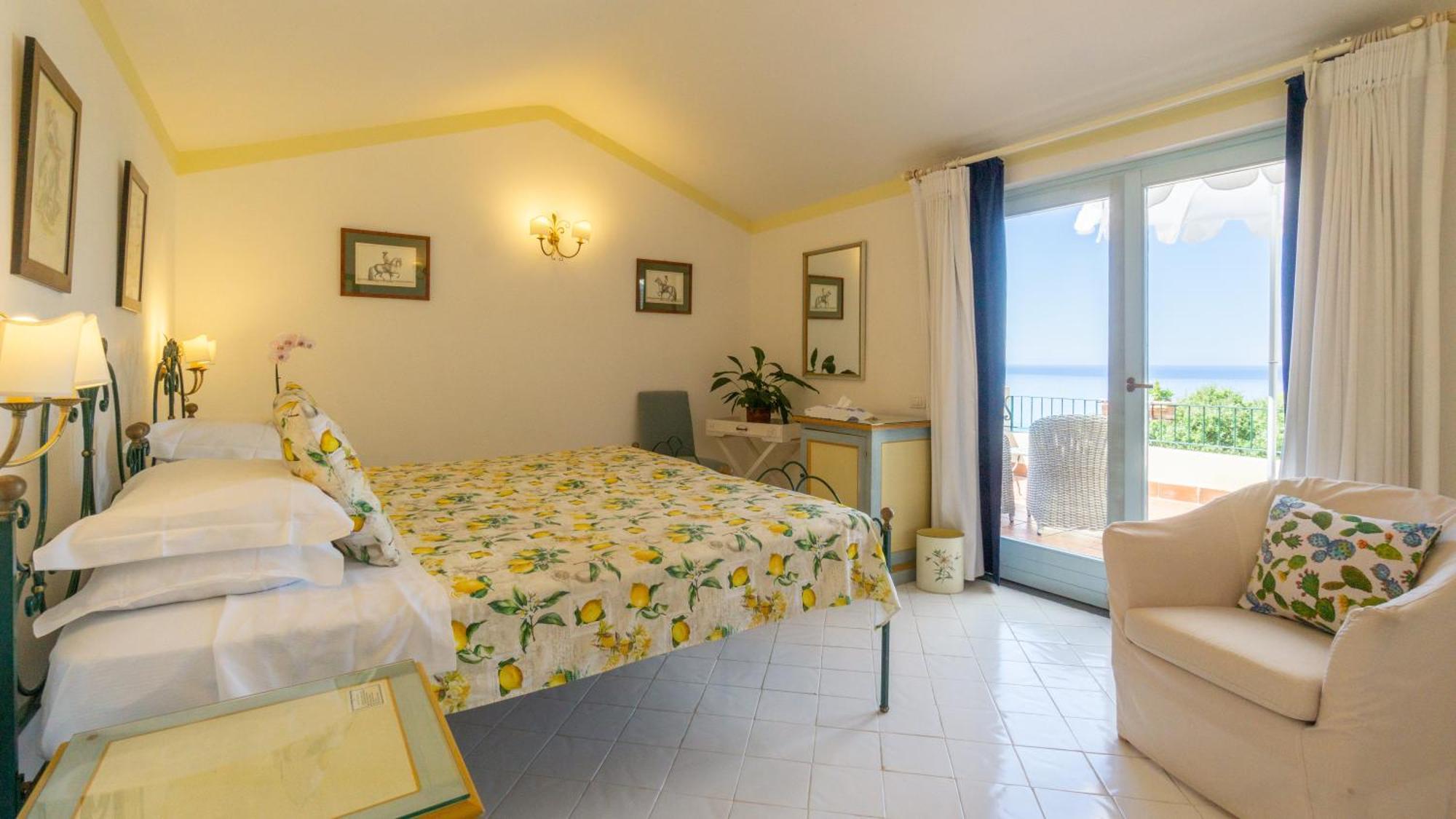 Hotel Palazzo Belmonte Santa Maria di Castellabate Exterior foto
