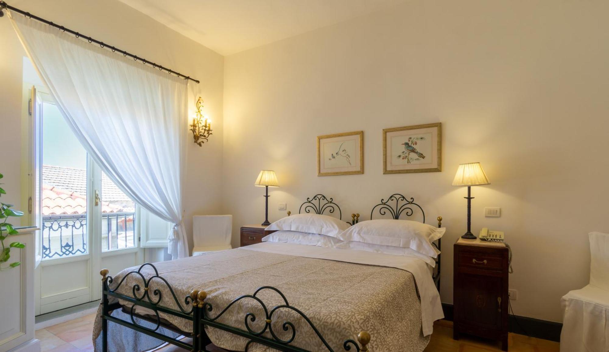 Hotel Palazzo Belmonte Santa Maria di Castellabate Exterior foto