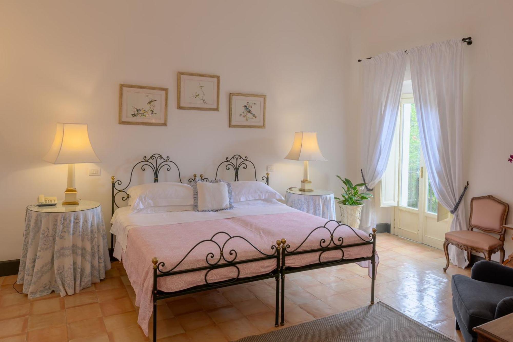 Hotel Palazzo Belmonte Santa Maria di Castellabate Exterior foto
